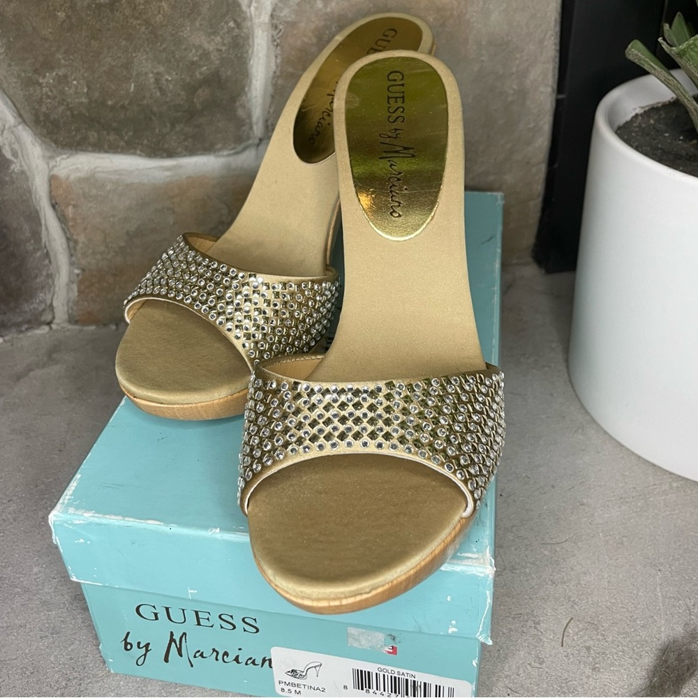 Silver and Gold Heels Size 8.5 Guess by Marciano